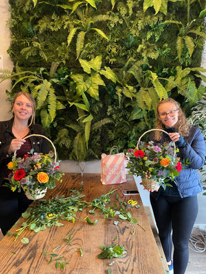 Fresh Flower Basket Arrangement Workshop – Saturday 13th April 2024, Starting @ 3pm (£75 per person) 2 hours