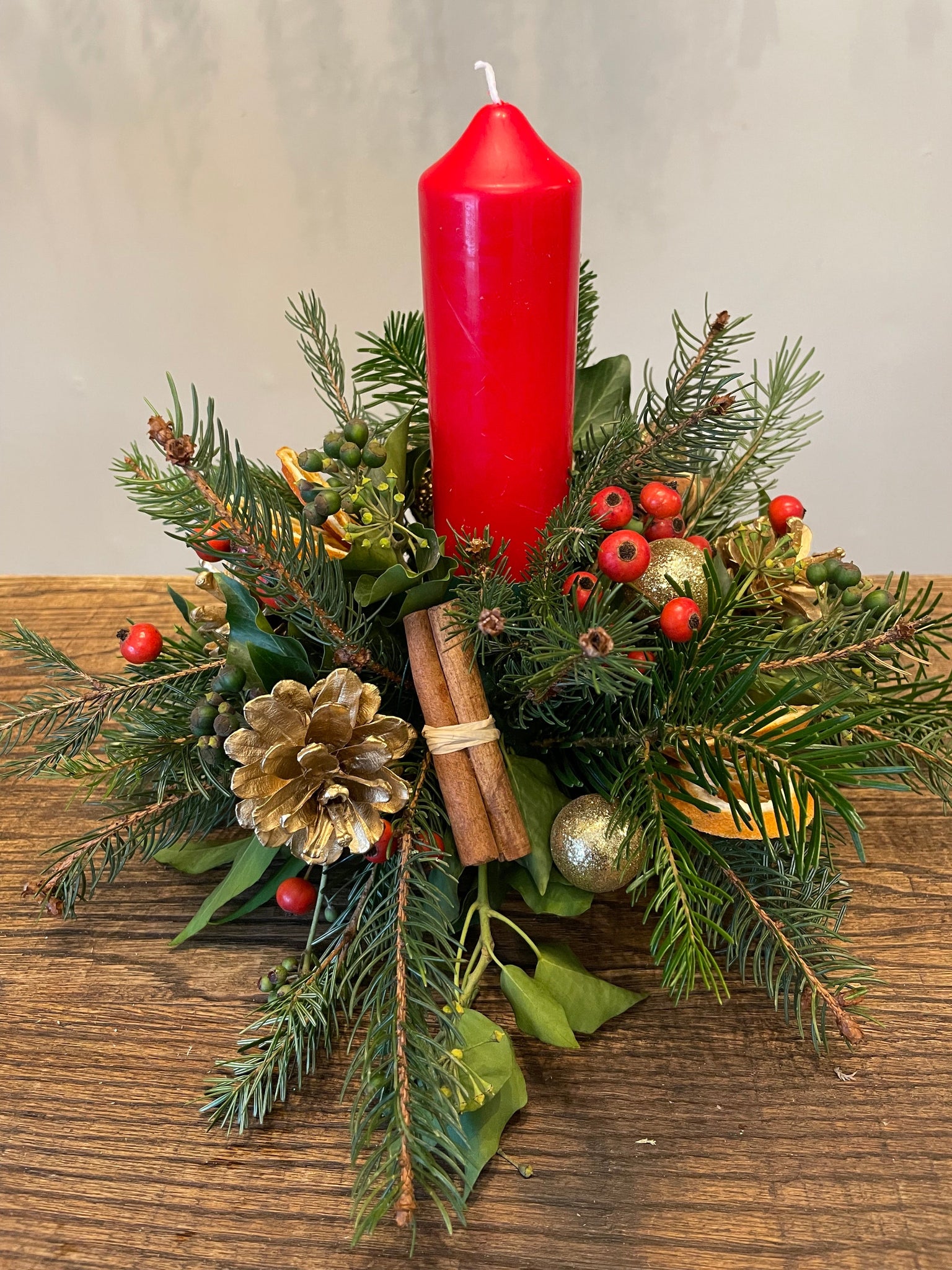 Christmas Table Centerpiece Workshop – Monday 18th December, Starting @ 11am (£75 per person) 2 hours