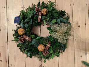 12" Decorated Wreath - The Cove